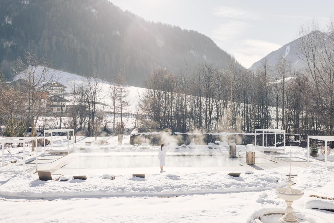 Alpenpalace Luxury Hideaway & Spa Retreat Lutago Exterior foto
